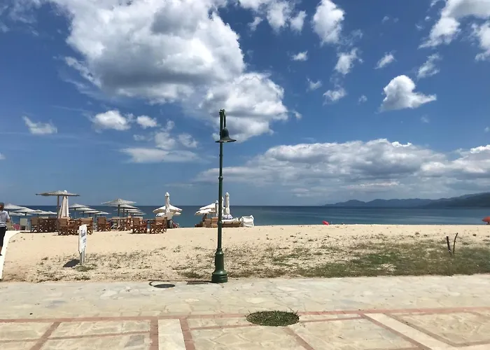 Makedos Sea View *
