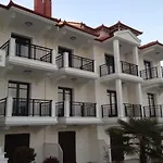 Makedos Sea View *