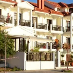 Makedos Sea View Apartment Nea Vrasna