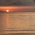 Makedos Sea View *