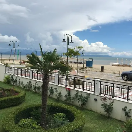 Makedos Sea View * Vrasná