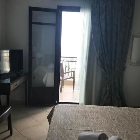 Apartament Makedos Sea View Vrasná