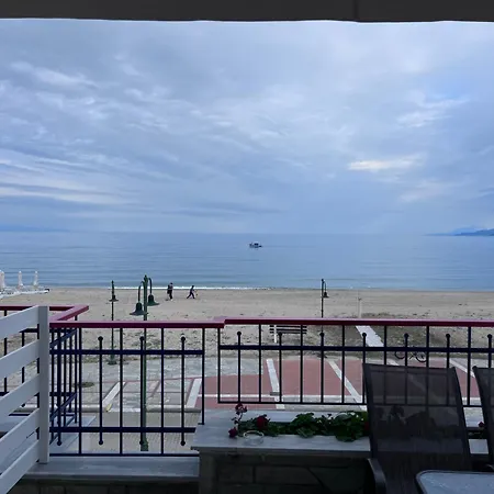 Makedos Sea View Apartament Vrasná