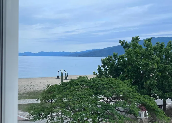 Makedos Sea View Daire Vrasná